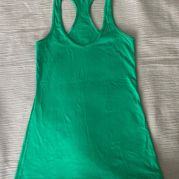 Lululemon Size 2 - Picture 2 of 4